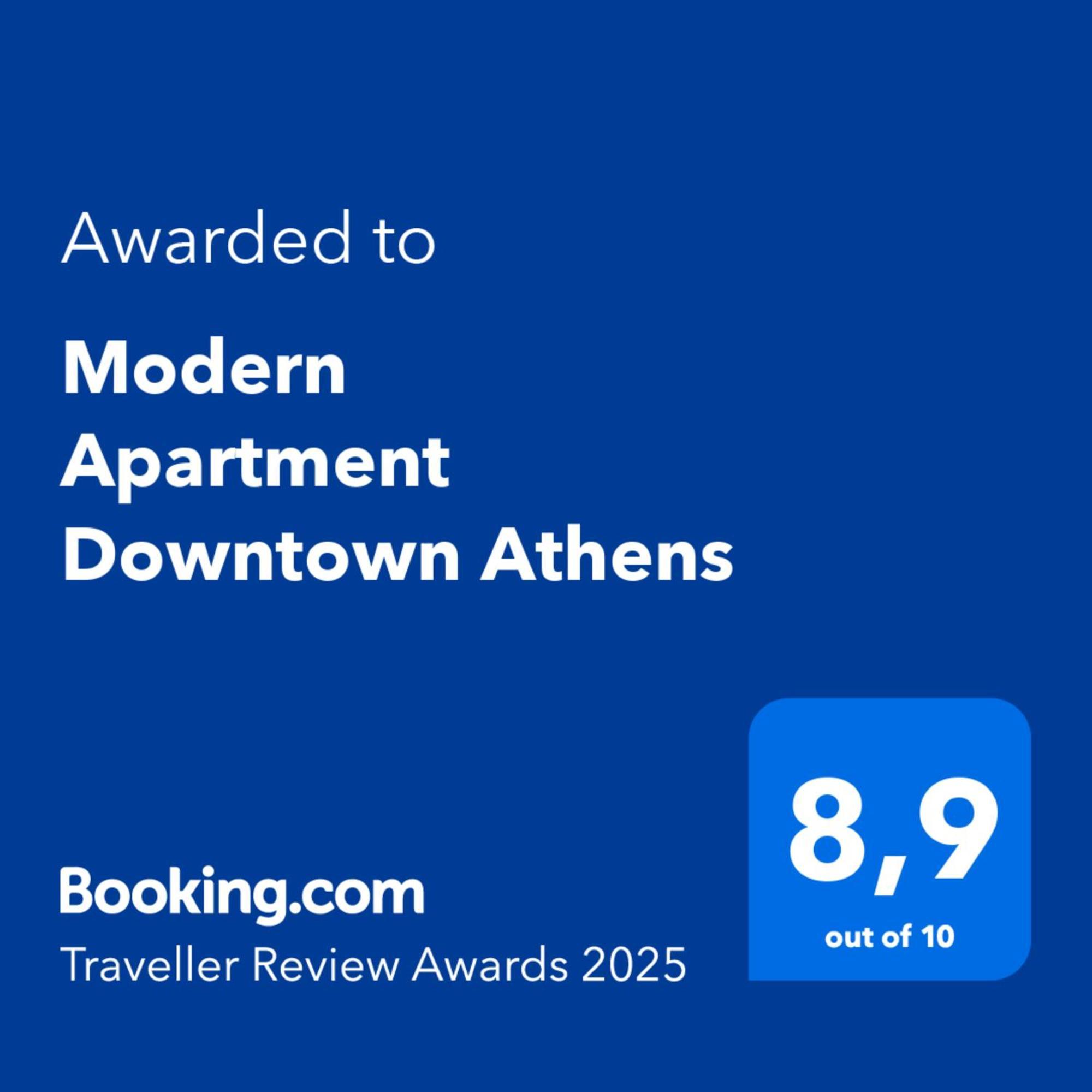 Modern Apartment Downtown Атина Екстериор снимка
